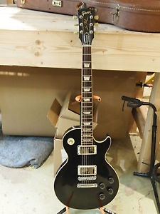 1990 GIBSON LES PAUL STANDARD WITH ORIGINAL CASE