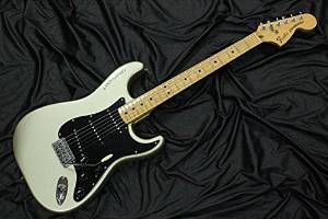 Free Shipping Used Fender USA 25th Anniversary Stratocaster 1979 Guitar