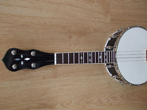 banjo ukulele UB3