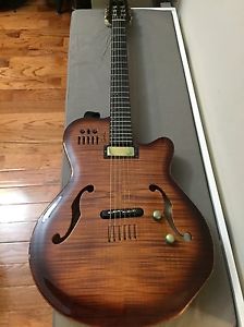 Godin Multiac Jazz SA with Synth Piezo PU's with Hardshell Case