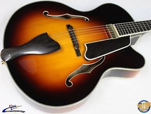 Eastman AR810CE-SB Archtop Electric Guitar w/ HSC, Sunburst, Demo Model! #37581