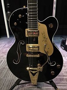 Gretsch Professional G6120BK Chet Atkins Electric Guitar - Black & Gold