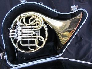 Yamaha YHR-567 Double French Horn
