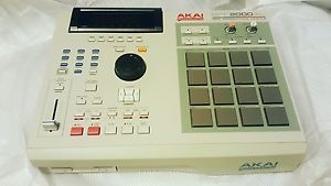 Akai Mpc 2000xl Brand new never used with  original box