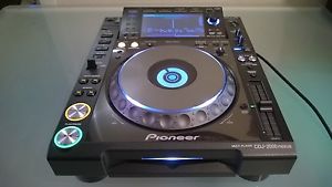 Pioneer CDJ-2000 Nexus professional player Big Papa of CDJ 900 & 2000 BEAUTIFUL