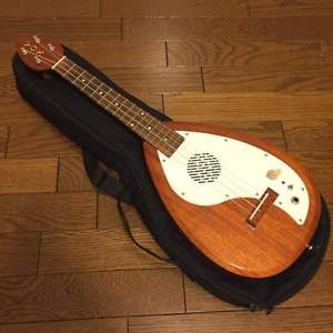 Very Rare! VOX ELEUKU VEU-55T Tenor Size Electric Ukulele 150 Limited Model