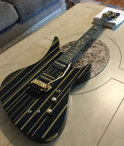 Schecter Synyster Gates Custom-S Signature Electric Guitar**Nearly New**
