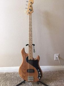 Fender American Deluxe Dimension Bass IV