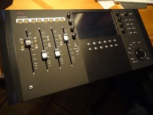 Avid Artist MC Control V2