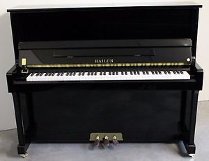HAILUN UPRIGHT PIANO