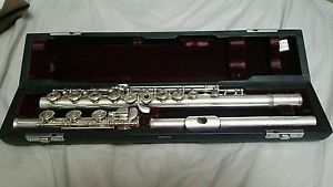 Yamaha 674 HCT Flute Solid Silver Split E Mech offset G C# Trill