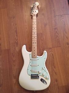 10% OFF 2008 Fender American Standard American Stratocaster Electric Guitar