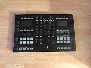 Native Instruments Traktor Kontrol S8 With Case