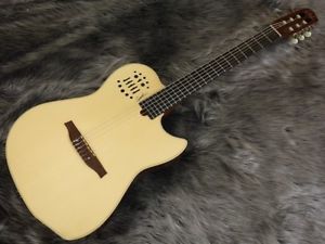 Godin Multiac Nylon SA Natural w/soft case Free shipping Guiter From JAPAN #S338