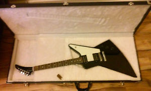 Gibson Explorer 2007 with hard case