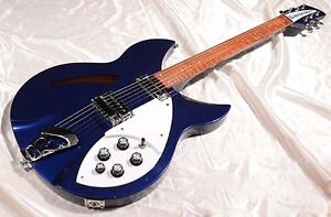 Rickenbacker 330 2010 Used w / Original Hard Case