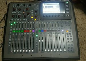Behringer X32 Compact