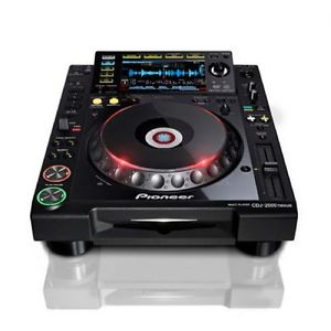PIONEER  CDJ-2000NXS PRO GRADE DIGITAL DJ DECK