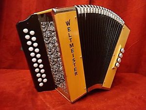 NEW Weltmeister 86W Alderwood  Diatonic 21 Button Accordion MM Made in Germany