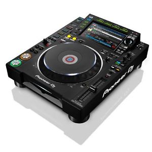 PIONEER  CDJ-2000NXS2 PRO GRADE DIGITAL DJ DECK