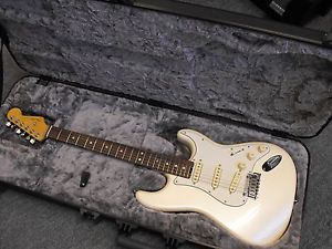 Fender American Elite Stratocaster - Olympic Pearl