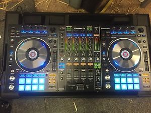 DDJ-RZ Pioneer 4ch Rekordbox DJ Controller with Odyssey Black Label Case ddjrz