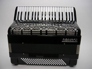 Akkordeon von Moreschi , 120 Bass, Cassotto Neu