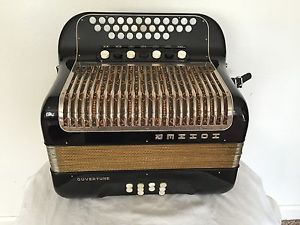 Hohner Overture IV C/F diatonic button accordion accordeon
