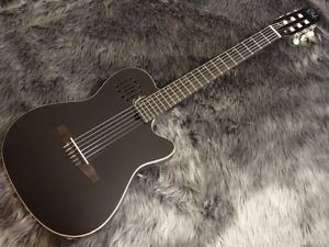 Godin Black Knight-EC w/hard case Free shipping Guiter Bass From JAPAN #S339