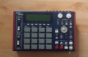 AKAI Professional MPC1000 M101 Production Control