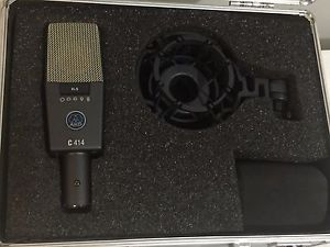 AKG C414 XLS PROFESSIONAL RECORDING LARGE DIAPHRAM MICROPHONE GENTLY USED
