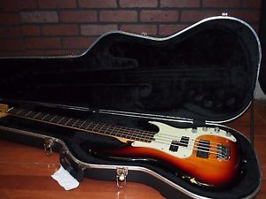 Fender 2000 American Deluxe Precision Bass Sunburst w/ Hardshell! WorldShip