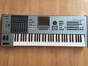 Yamaha MOTIF XS6 Keyboard Synthesizer