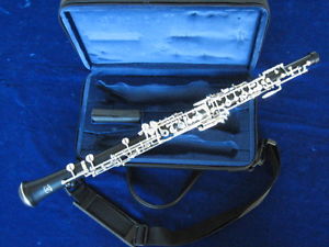 NEW FOX RENARD ARTIST MODEL 330 OBOE, MINT, WITH WARRANTY