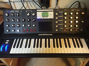 Moog Minimoog Voyager Electric Blue Synthesizer