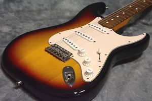 Fender American Vintage 62 Stratocaster Thin Lacquer  Electric Free Shipping