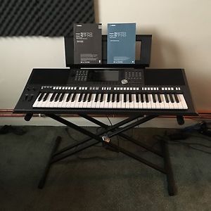 Yamaha PSR S970 Digital Keyboard / Workstation