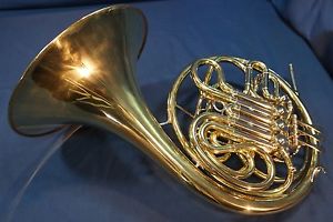 Conn 6D Double French Horn with Case and Mouthpiece