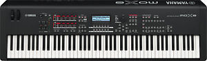 Yamaha MOX8 Keyboard Synthesizer