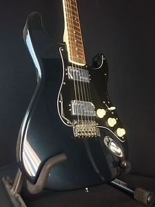 2014 Fender Classic Player Stratocaster HH, Dark Mercedes Blue
