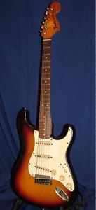 FENDER STRATOCASTER 1974