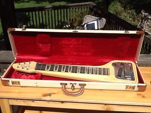 1961 Gibson EH-500 Skylark Lap Steel With Original Case.
