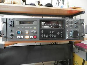 FREE Ship - Sony PCM-7030 DAT Recorder, 21 Kopfstunden, 1 Jahr Gewährleistung