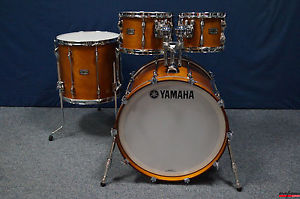 Yamaha Recording Custom Shellset in "Real Wood" - 22,10,12,16"