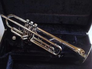 YAMAHA Trumpet YTR 8335HGS Used Wind Bb Siver PLATED Professional Hard case BACH