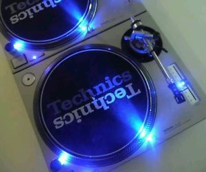 Pair of TECHNICS SL 1200 MK2 w/ straight arms