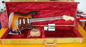 Strat 3 tone Sunburst-Lindy Fralin H/SRV PUs, Babicz FCH Tremolo Big Brass Block