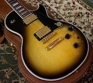Used Gibson Les Paul Custom Classic Light Vintage Sunburst 2014 Electric Guitar