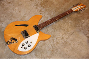 Rickenbacker # 330 1966 Used w / Reissue Hard Case