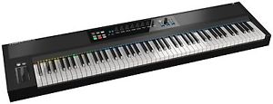 Native Instruments Komplete Kontrol S88 - NI Pro Plugin Control Keyboard + SW